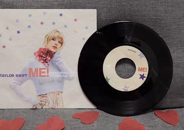 Taylor Swift – ME! Star Cover Black Vinyl 7" Single
