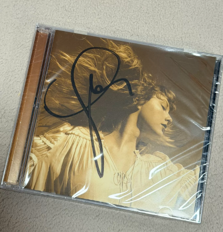 Taylor Swift – Fearless (Taylor’s Version) Signed CD
