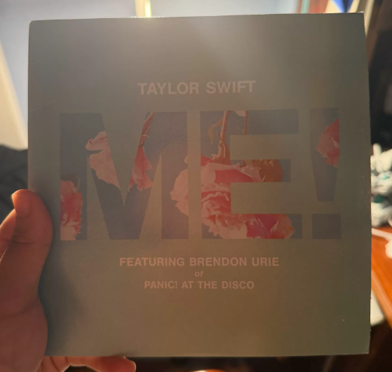 Taylor Swift – ME! Black Vinyl 7" Single