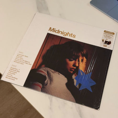 Taylor Swift – Midnights Mahogany Signed Vinyl LP + Heart Signature Card