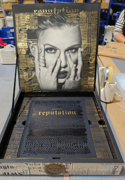 Taylor Swift – reputation VIP Box Japanese Edition