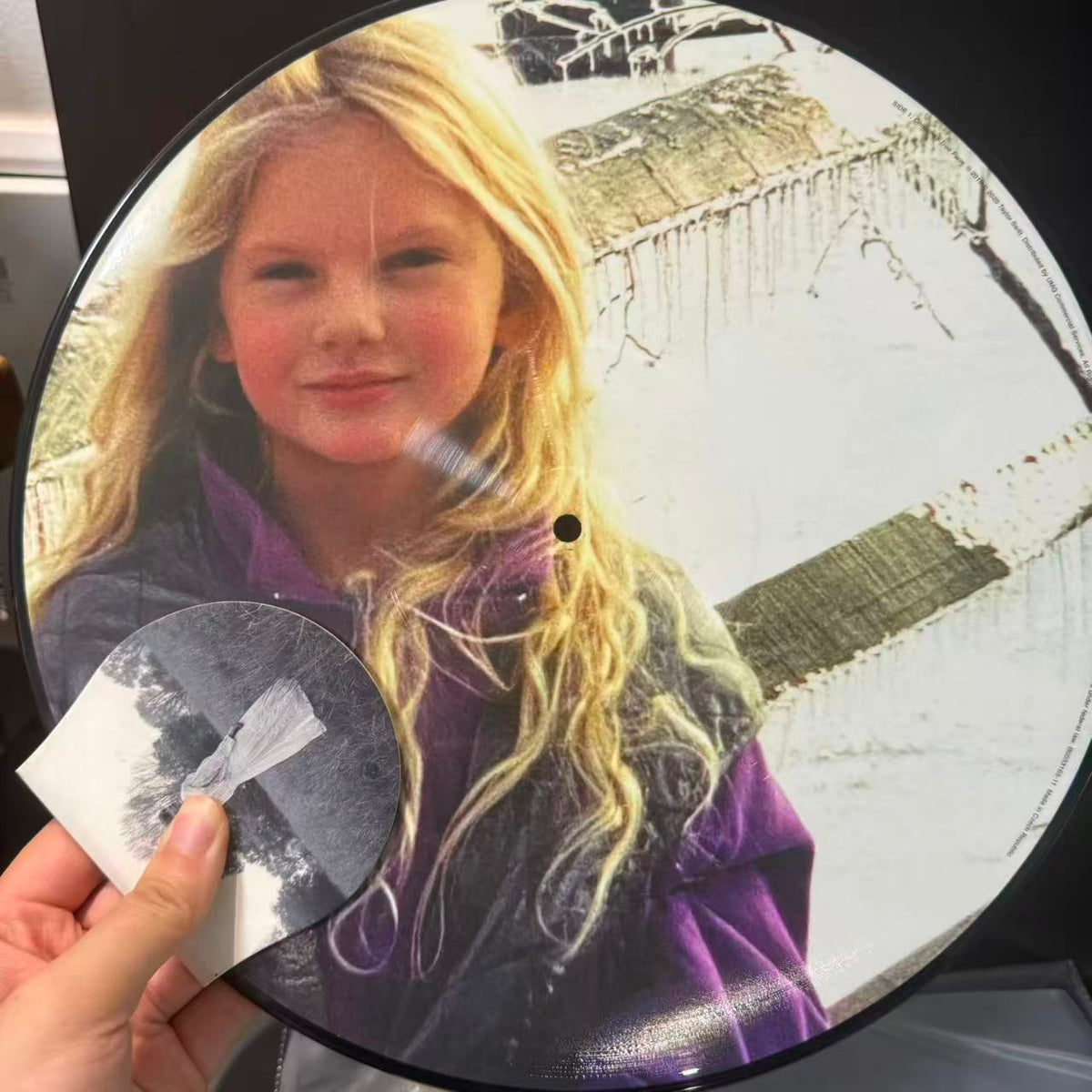 Taylor Swift - Christmas Tree Farm (12", Single, Pic)