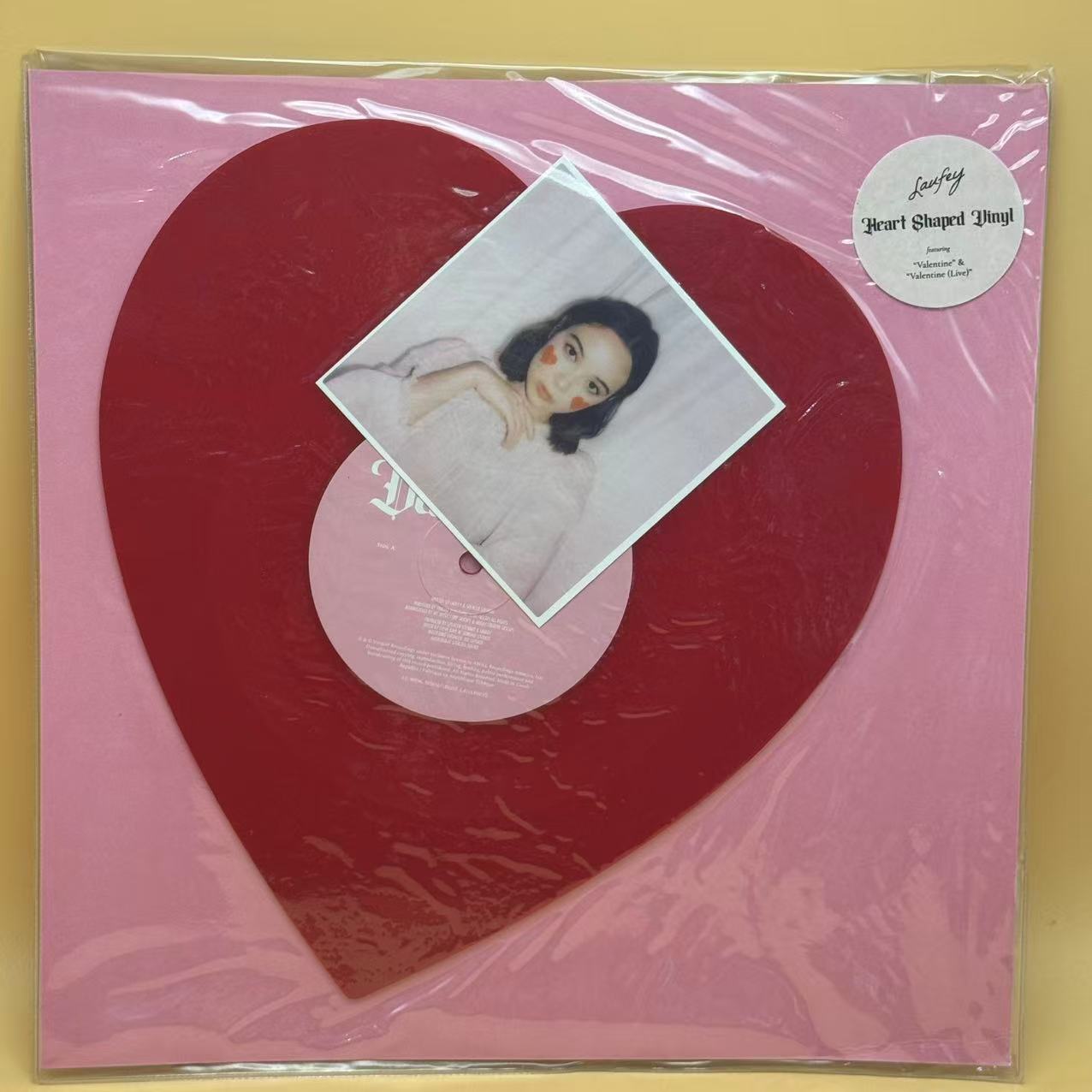 Laufey (2) - Valentine (7", Shape, Single, Ltd, Num, RE, Red)