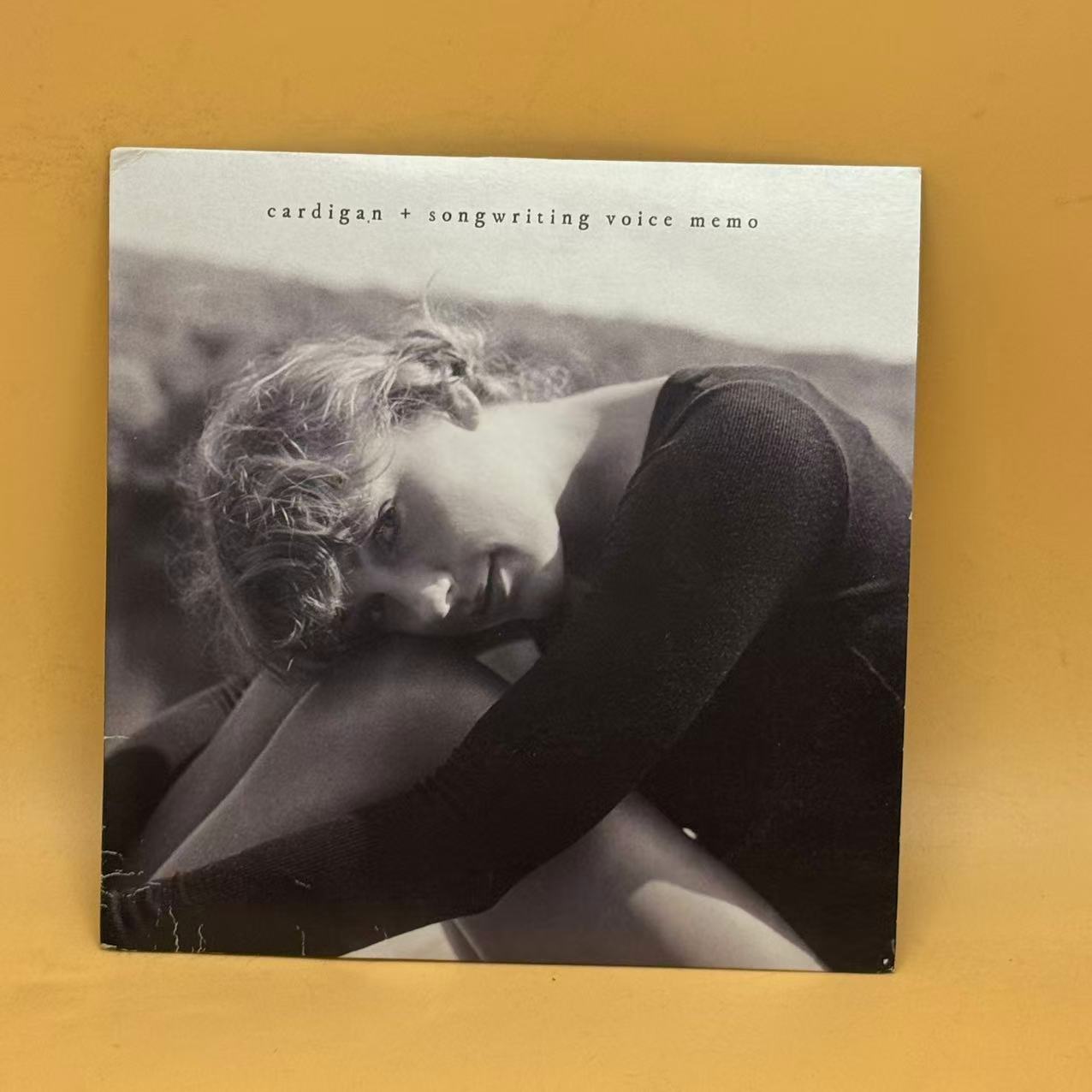 Taylor Swift - Cardigan (+ Songwriting Voice Memo) (7", Single, Ltd, Gol)NM/VG+