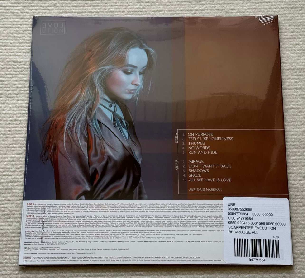[JUST AS SHOWN]  Sabrina Carpenter Evolution 彩膠 LP
