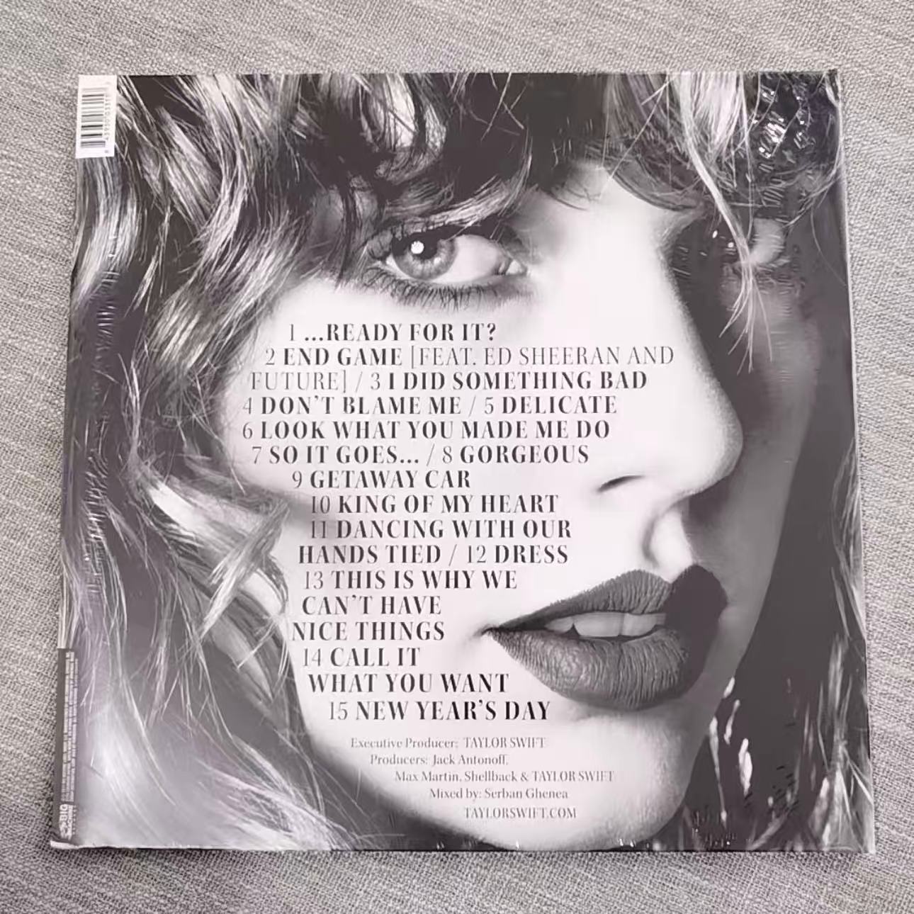 Taylor Swift – Reputation | 2LP Black Vinyl (Picture Disc Edition)