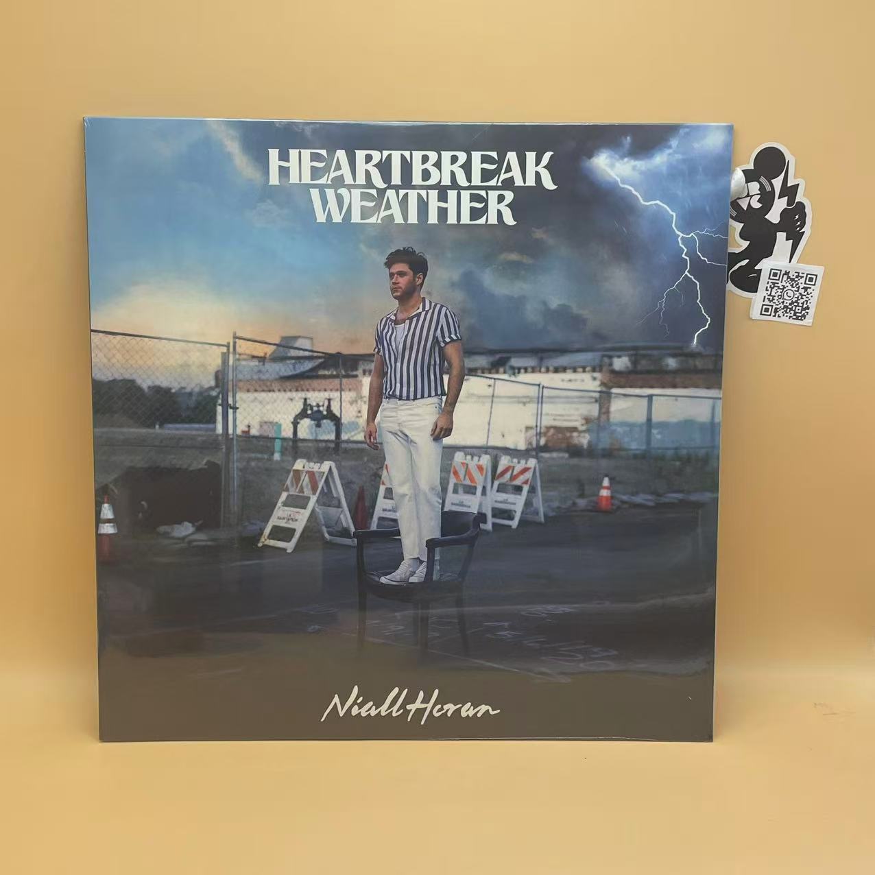 Niall Horan - Heartbreak Weather (LP, Album, Blu) (Mint (M))