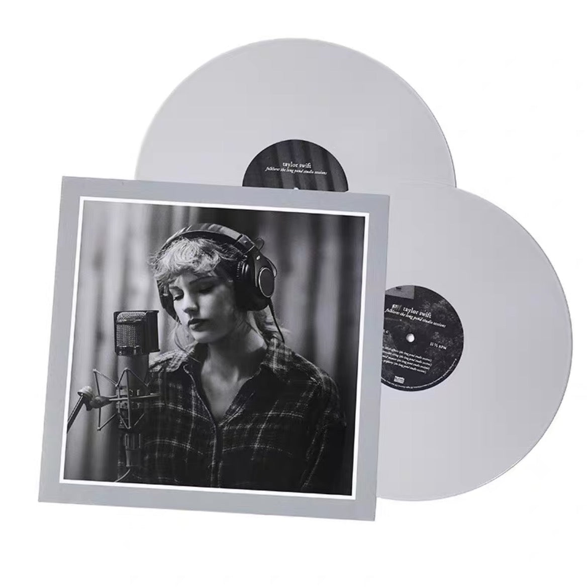 # 0322 Taylor Swift - folklore: the long pond studio sessions (Chinese Version), 2LP vinyl, numbered 0322, includes six vinyl record mitts. 泰勒斯威夫特《民間故事：長池錄音室現場》（中國版）2LP黑膠唱片，編號0322，贈送六個黑膠唱片手套
