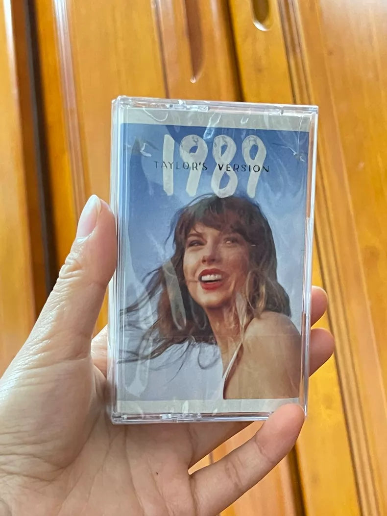 Taylor Swift – 1989 (Taylor’s Version) Blue & Rose Cassette Set