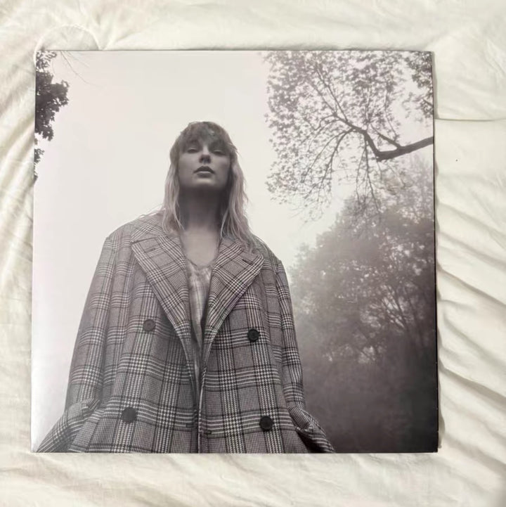 Taylor Swift folklore Variant #8 US Translucent Vinyl + Lover Heart-Shaped Vinyl 2.0 Bundle