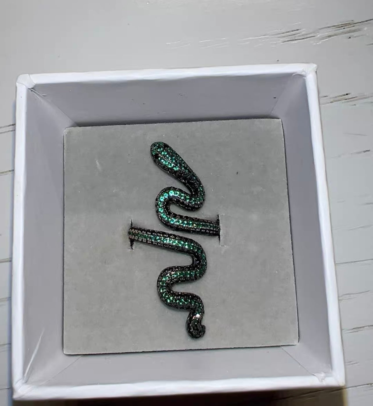 Taylor Swift reputation green snake ring (used)