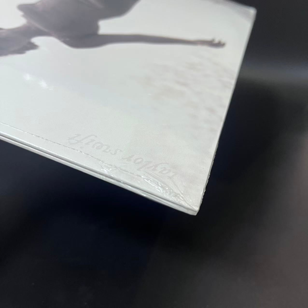 Taylor Swift – Folklore Silver Vinyl 2LP Deluxe Edition
