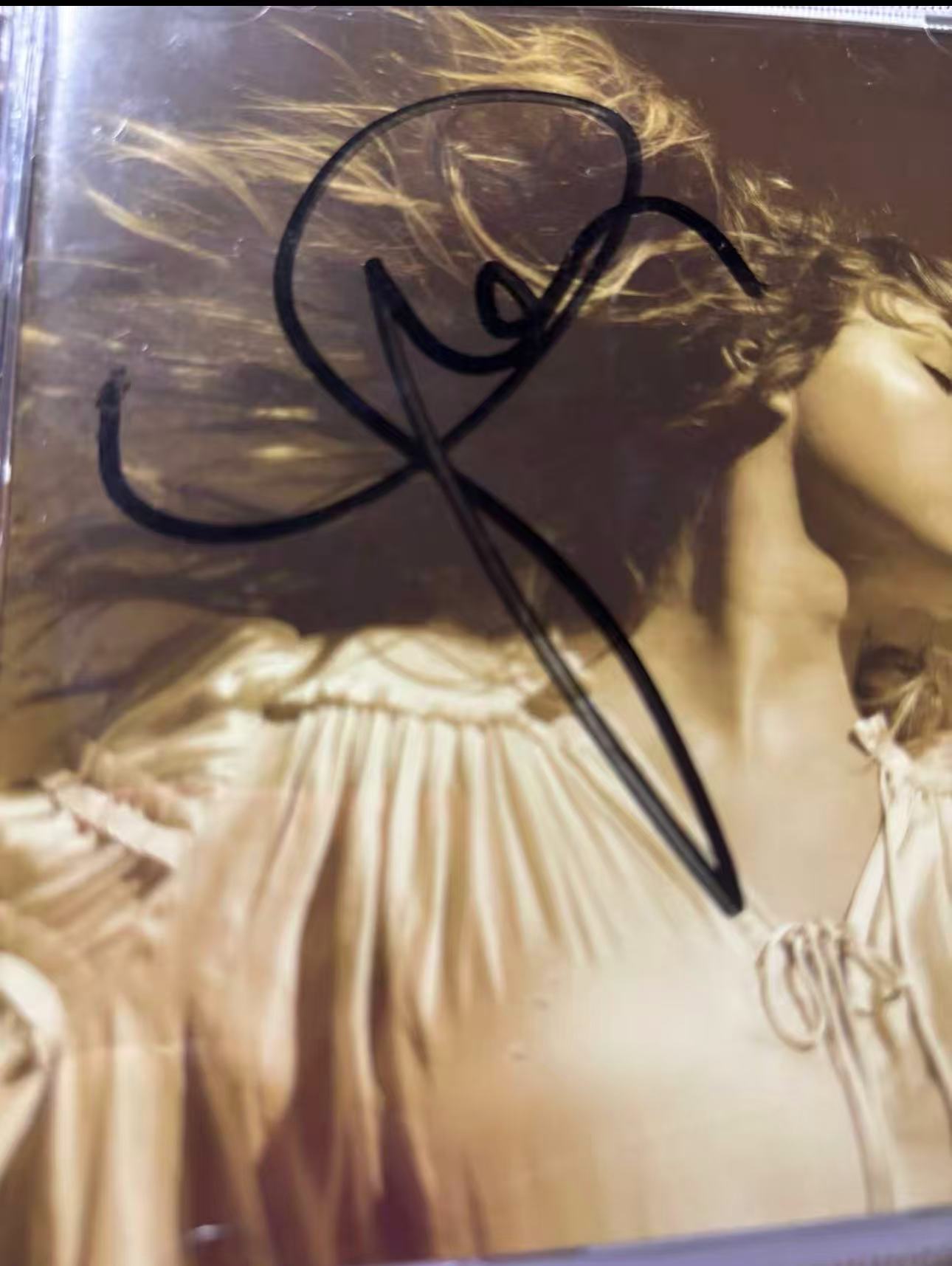 Taylor Swift Fearless (Taylor's Version) Signed CD Open Box Never Played Scratch On Back Case Read Desc