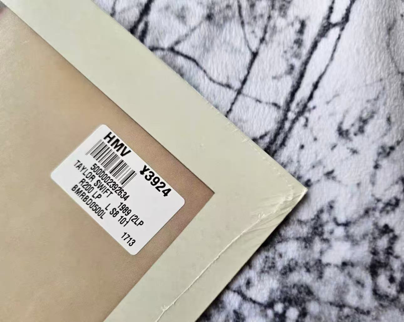 Taylor Swift – 1989 RSD Crystal Clear & Pink Vinyl (Limited to 3750, Numbered)