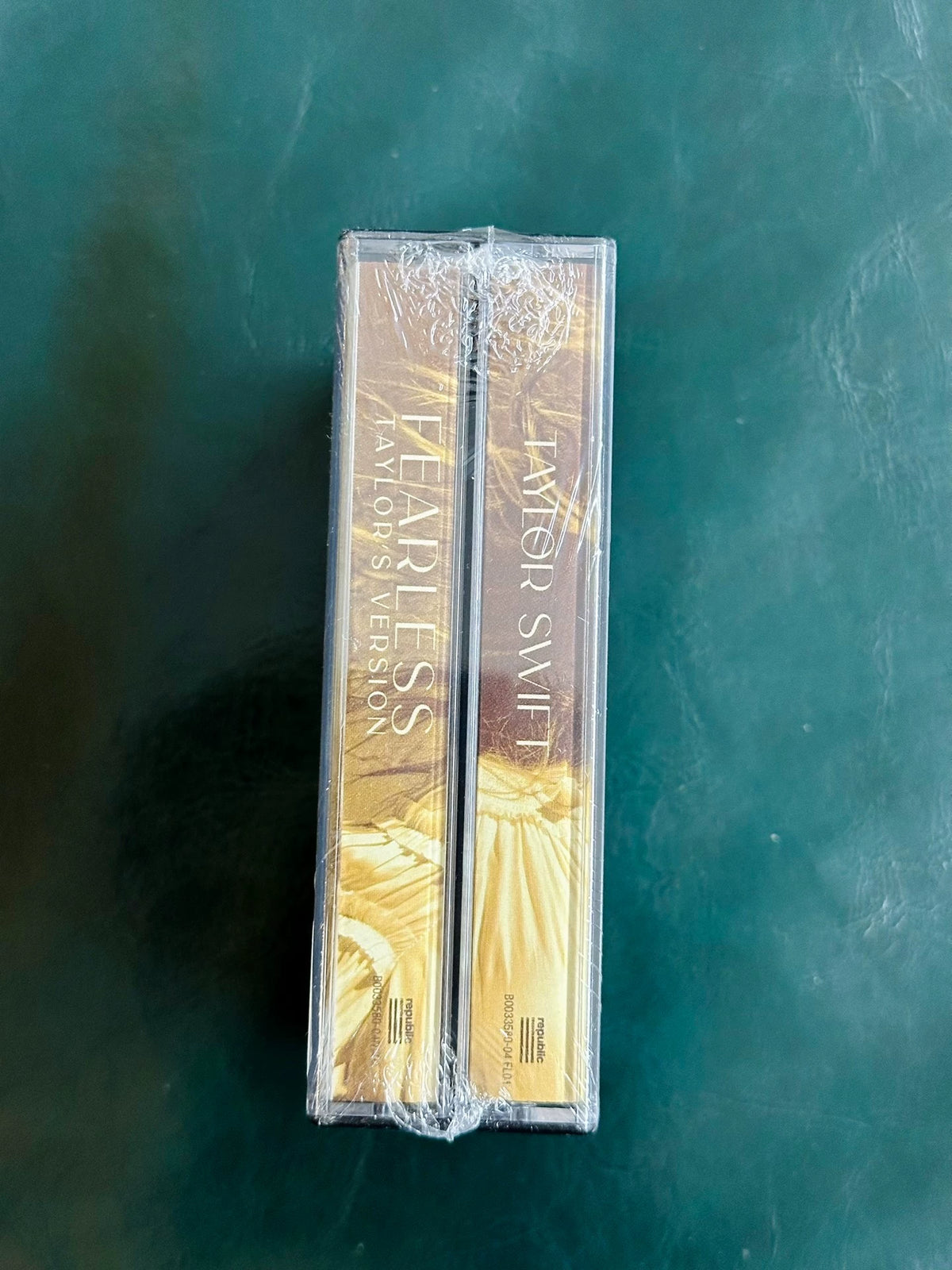 Taylor Swift – Fearless (Taylor’s Version) – UK Double Cassette, Sealed — actual copy