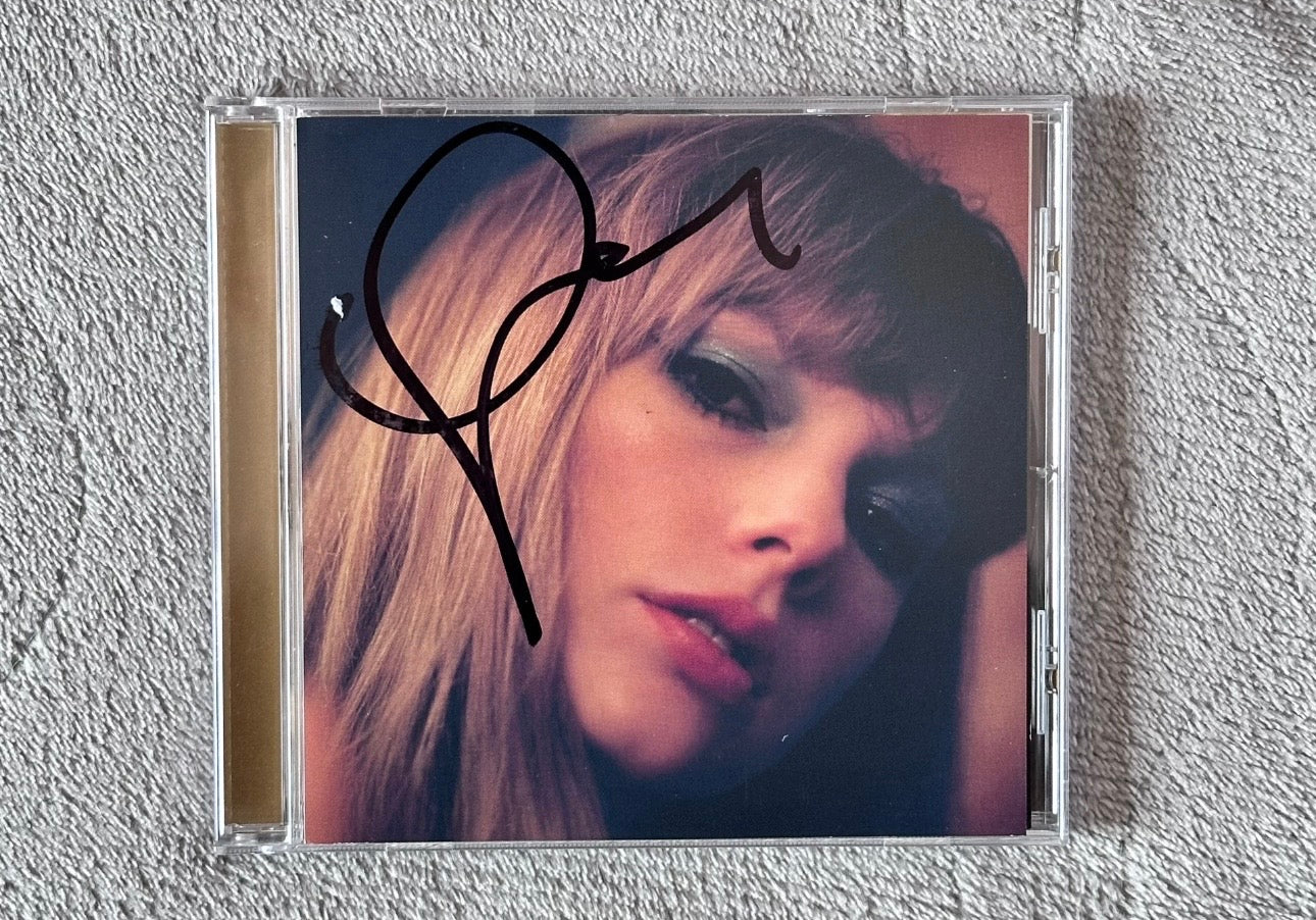 Taylor Swift Midnights Mahogany Autographed CD Like New Read Desc