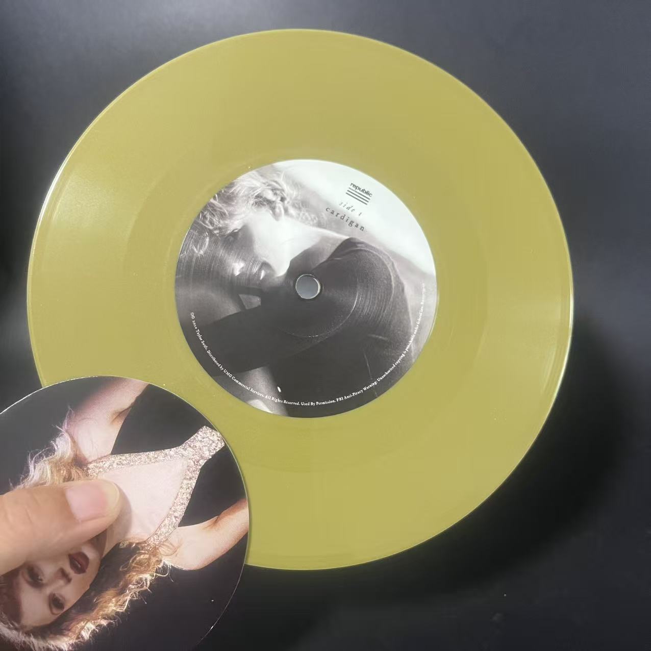 Taylor Swift – Cardigan (+ Songwriting Voice Memo) Gold Vinyl 7" NM/VG+