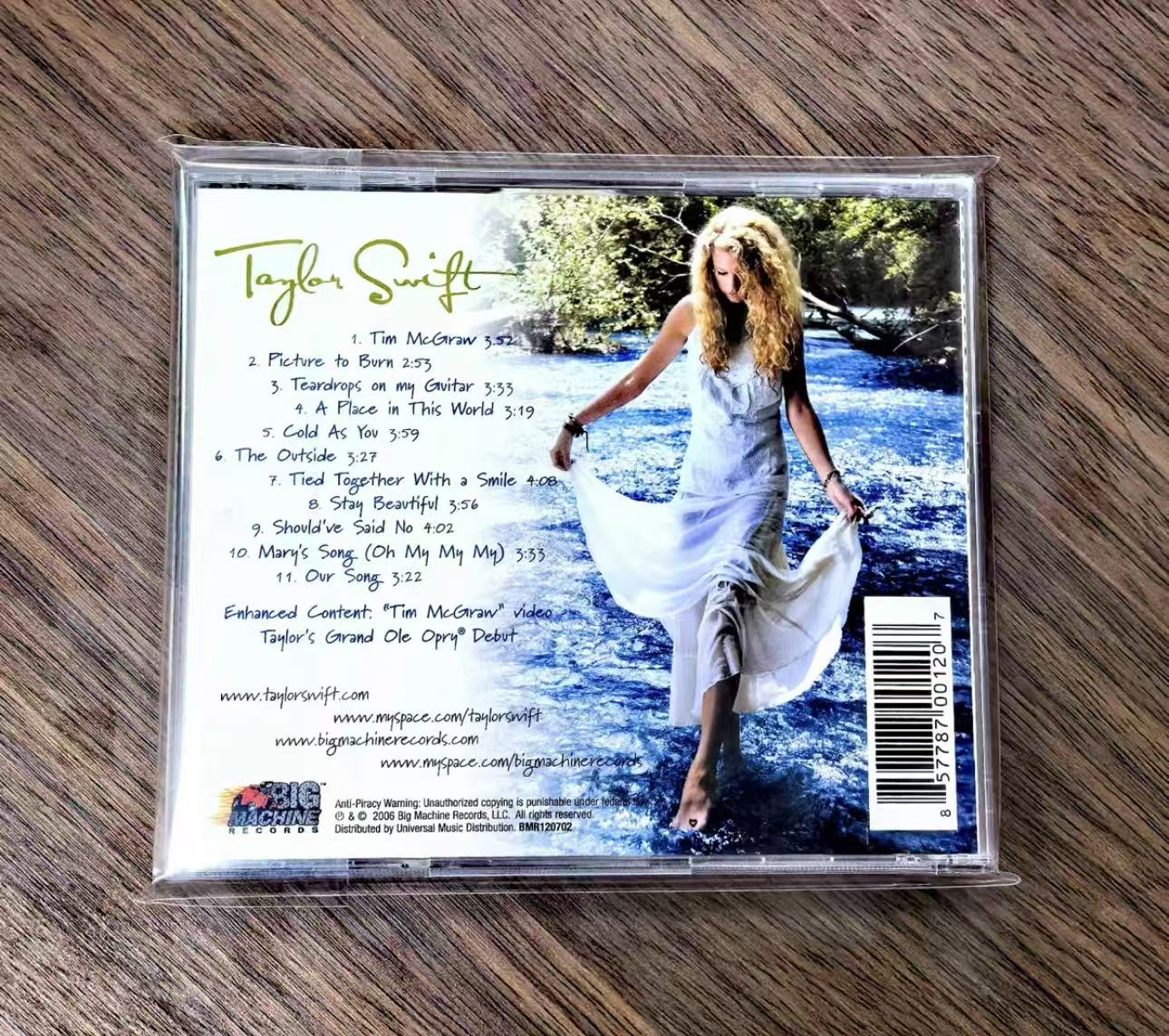 Taylor Swift *Debut Album* signed silver CD (unofficial issue)