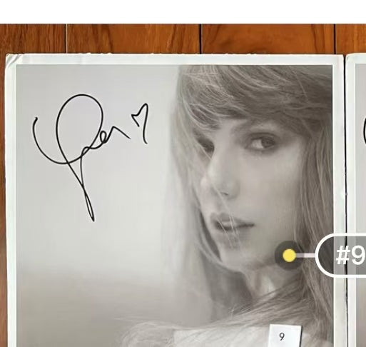 TTPD Signed White and Black Vinyl Collection, Including Multiple Editions TTPD 簽名白膠與黑膠唱片合集，多個版本