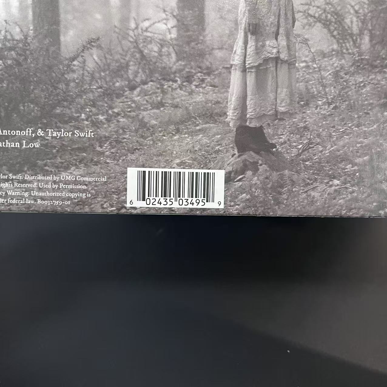 Taylor Swift – Folklore Pink Vinyl 2LP Deluxe Edition