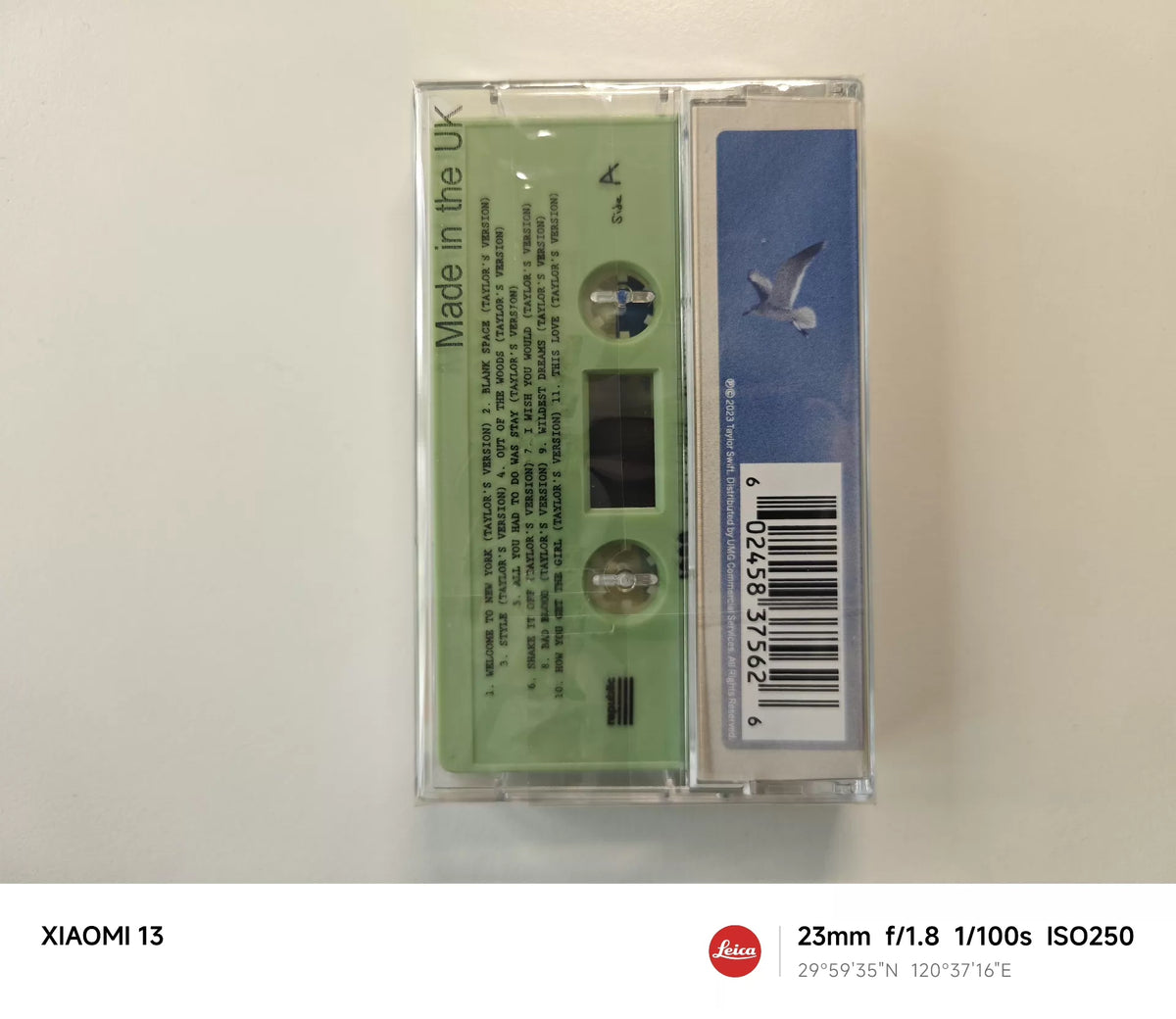 Taylor Swift – 1989 (Taylor’s Version) – Yellow and Green Cassette, Sealed — actual copy