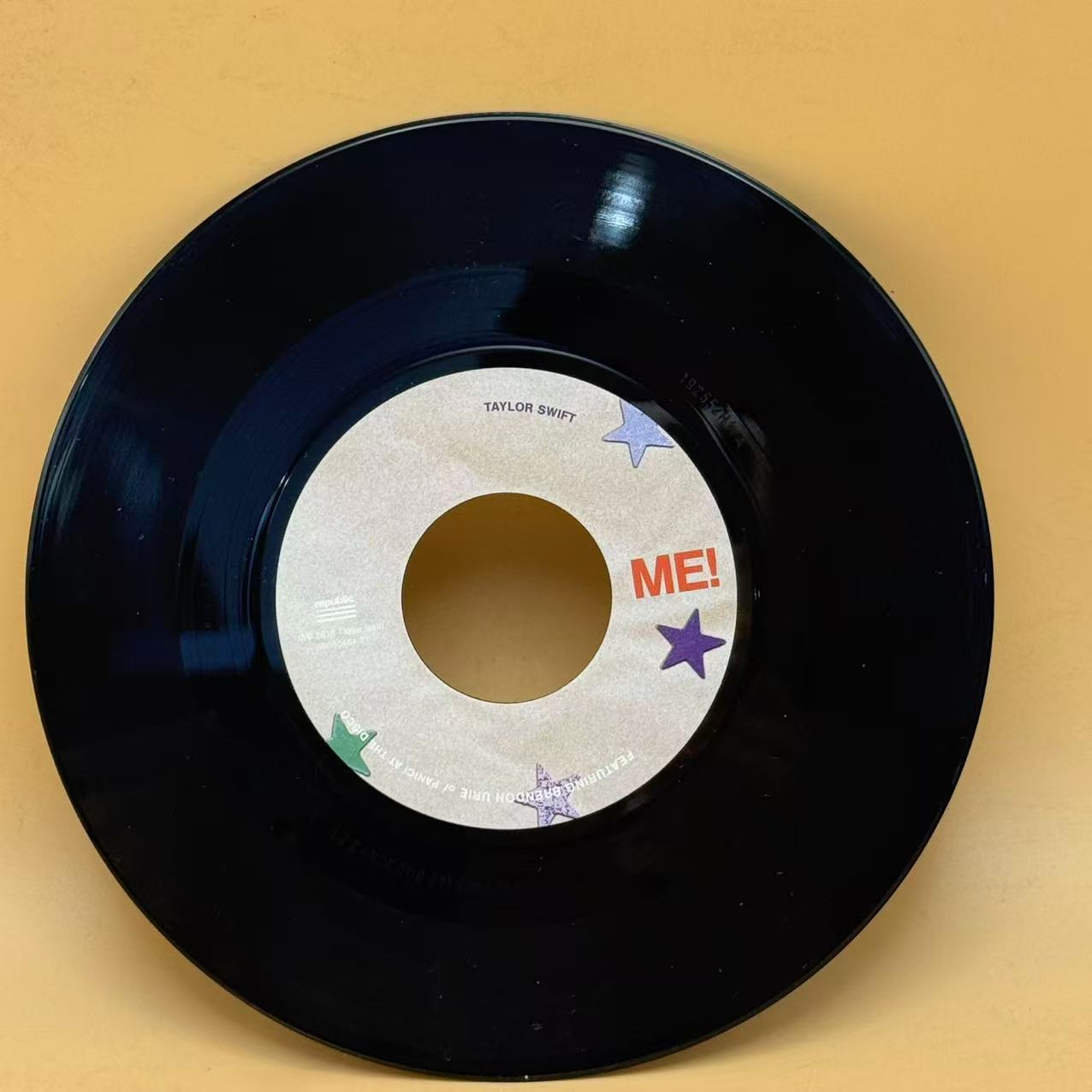 Taylor Swift Featuring Brendon Urie - Me! (7", Single, Ltd Sealed )