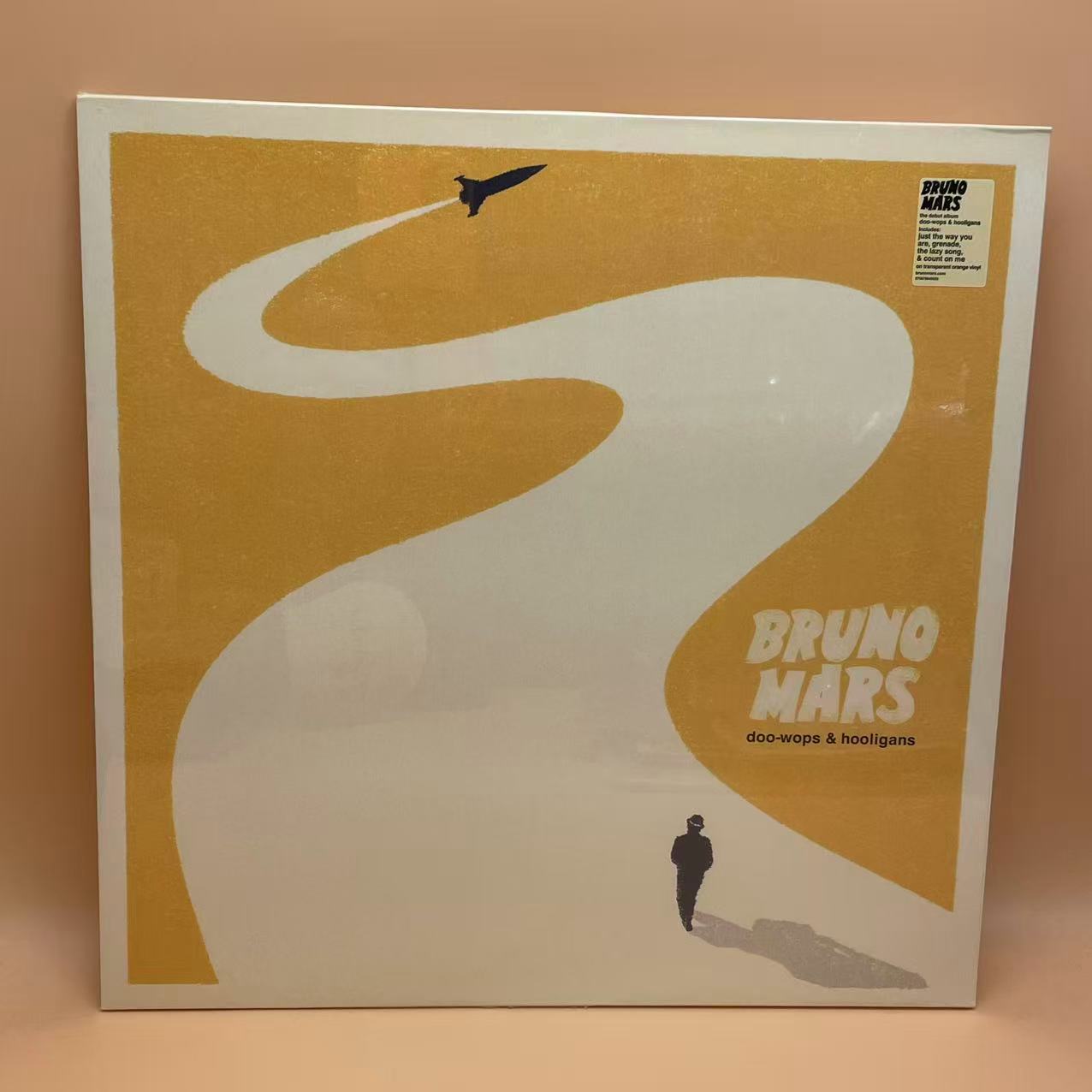 Bruno Mars - Doo-Wops & Hooligans (LP, Album, Ltd, Ora) (Mint (M))
