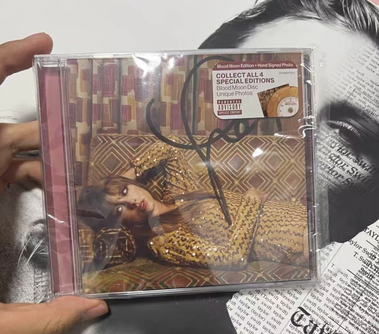 Taylor Swift – Midnights (Blood Moon Edition) | Hand-Signed CD