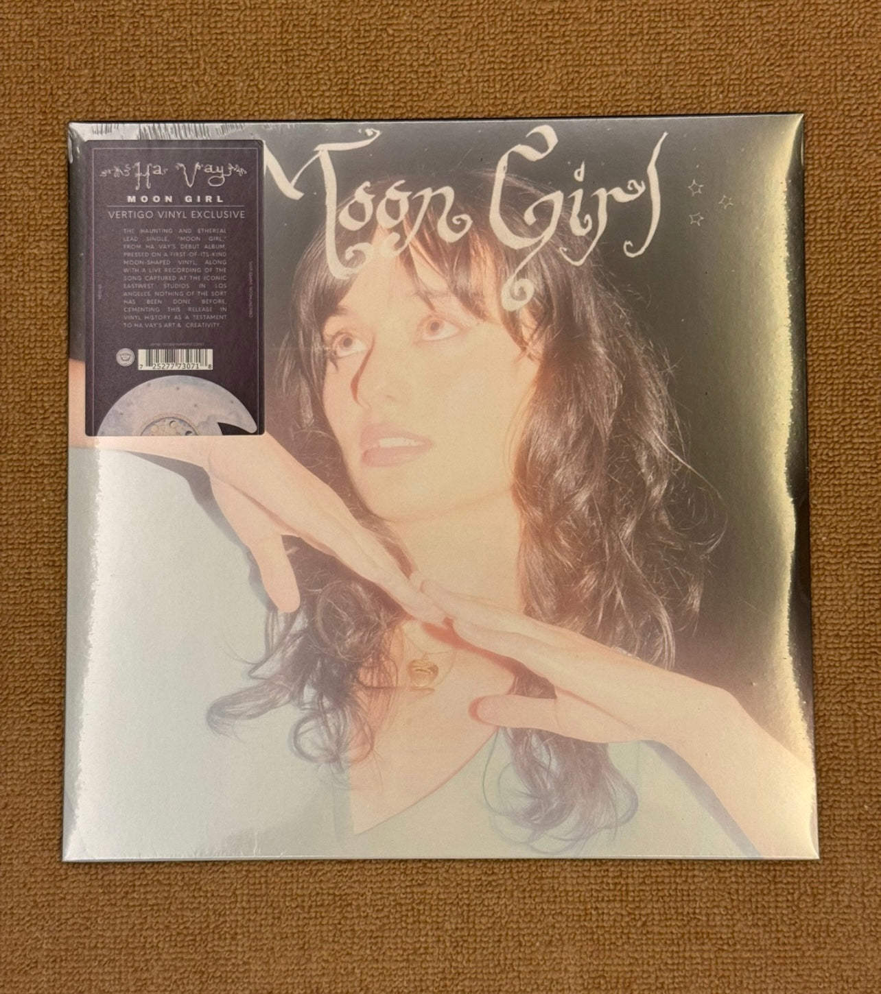 Ha Vay Moon Girl VV Exclusive Moon Shaped Vinyl