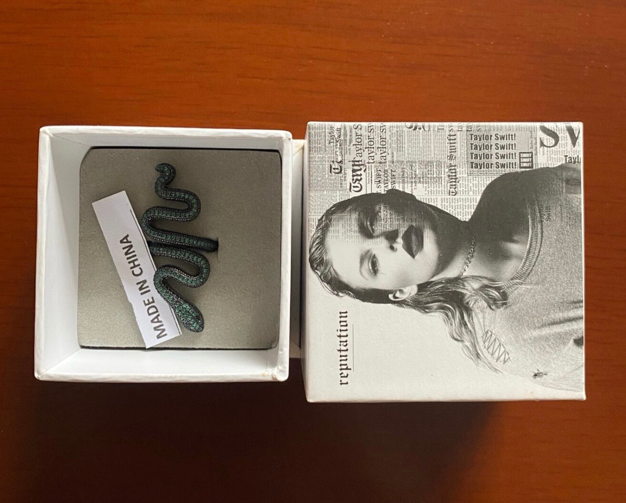Taylor Swift Reputation Dark Green Snake Ring Like New Open Box With Original Packaging Read Desc