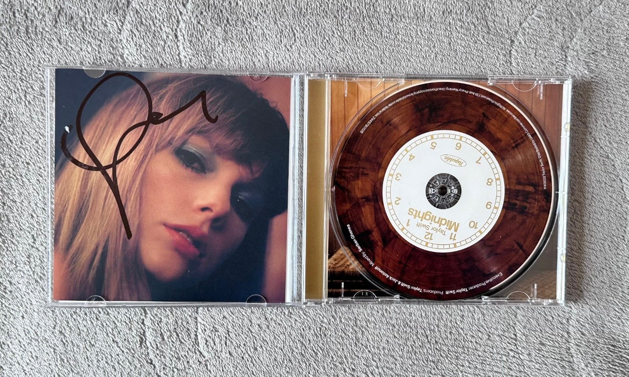 Taylor Swift Midnights Mahogany Autographed CD Like New Read Desc