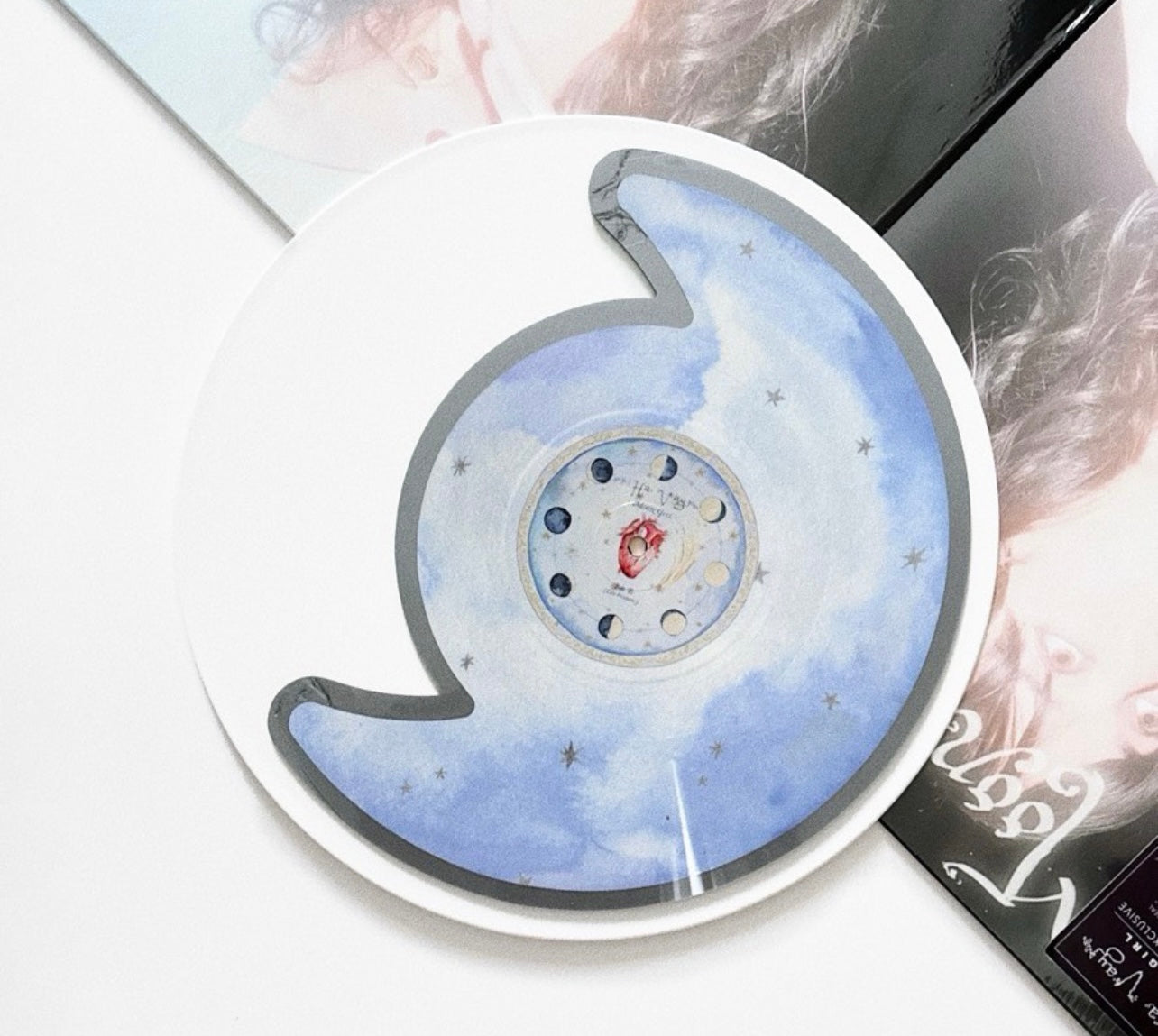 Ha Vay Moon Girl VV Exclusive Moon Shaped Vinyl