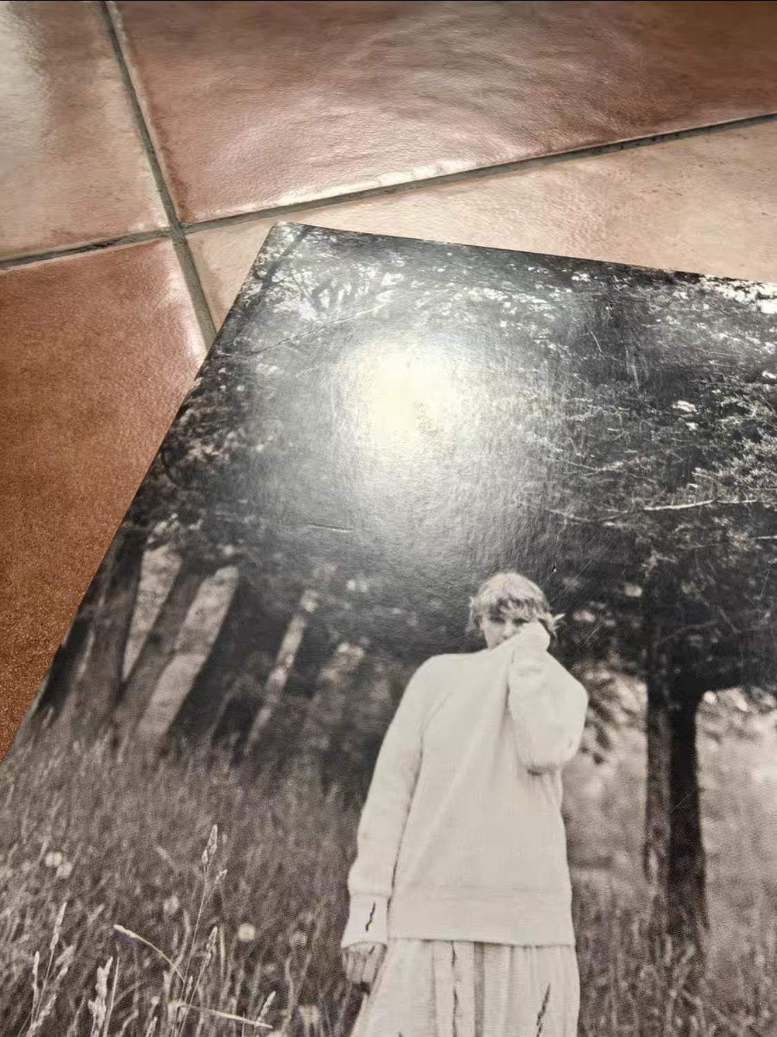 Taylor Swift – Folklore “In The Trees” Edition Light Blue 2LP Vinyl EU Pressing (Opened, Complete)