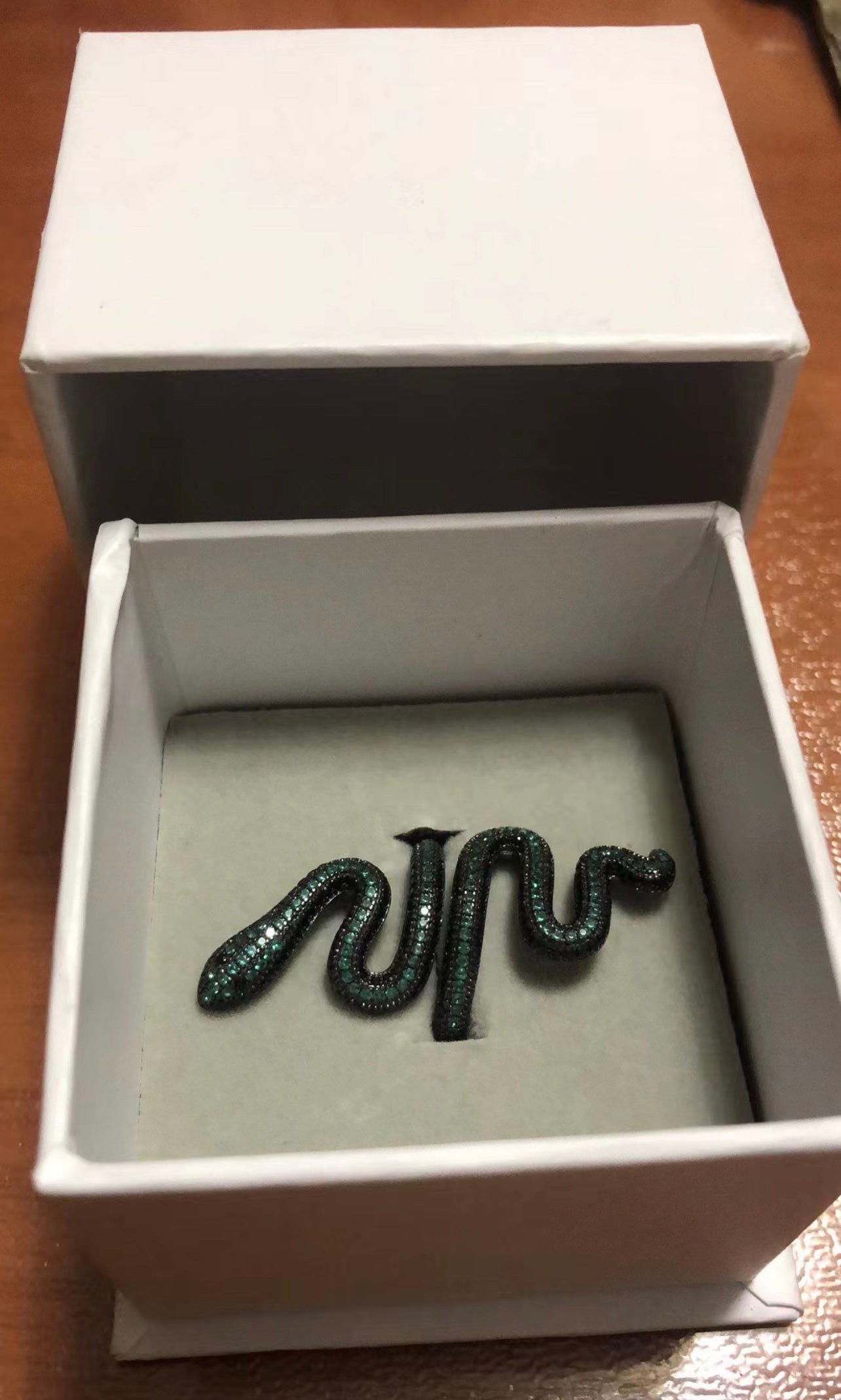 Taylor Swift – Reputation Snake Ring (Limited Edition Green)