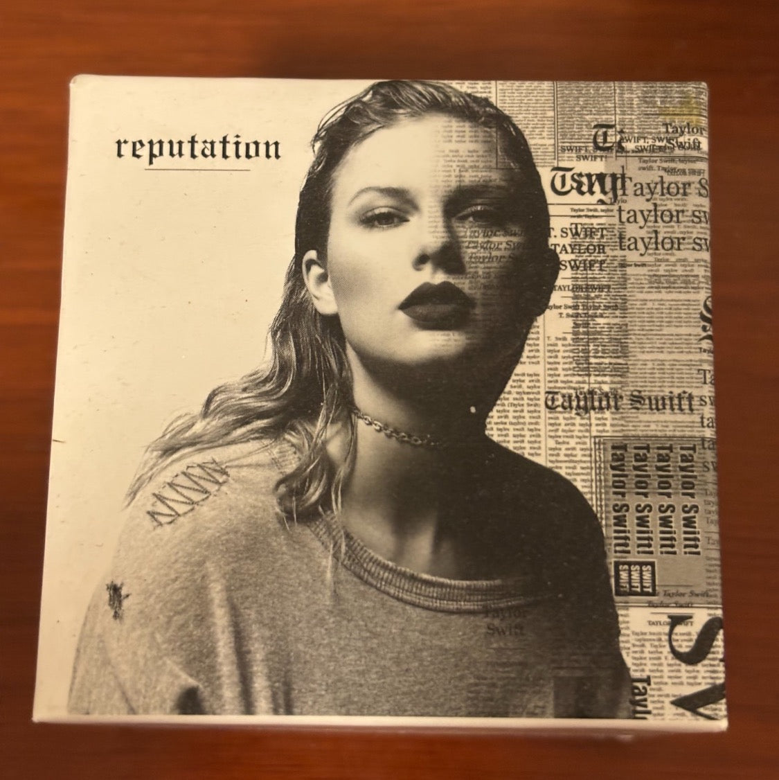 Taylor Swift – Reputation Black Snake Ring Authentic NM