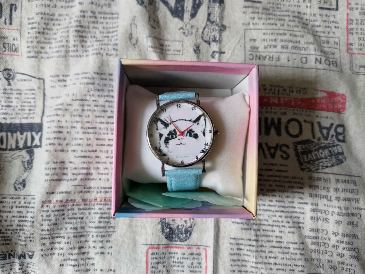 Taylor Swift Lover Edition Benjamin Wristwatch (New in Box)

泰勒斯威夫特《Lover》限量版 Benjamin 手錶（全新未拆）