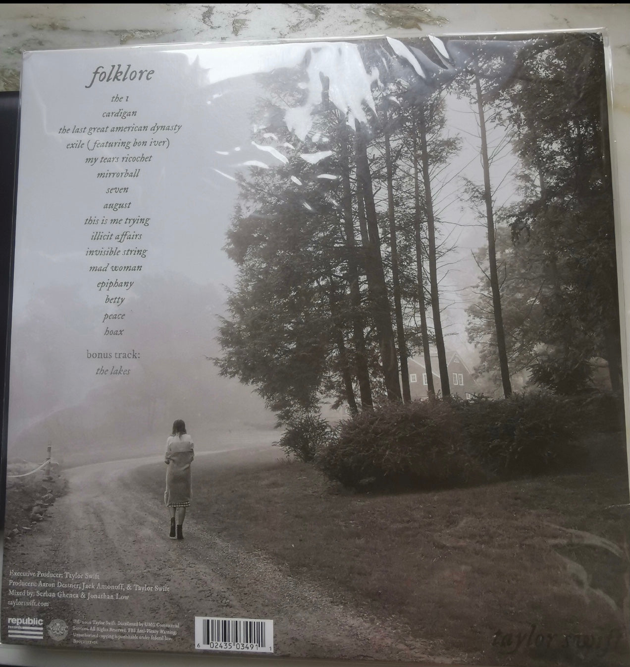Taylor Swift Folklore Vinyl LP Purple Marble Variant US Pressing Opened