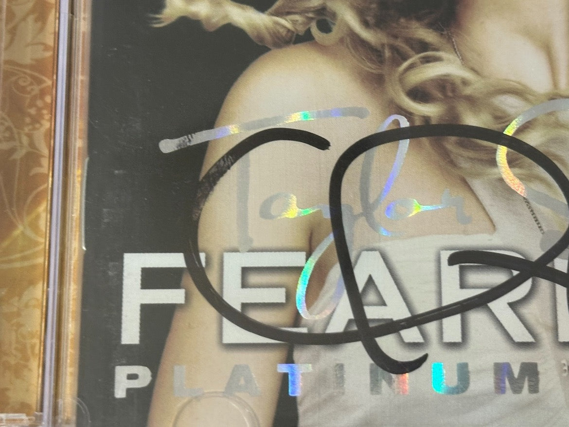 Taylor Swift Fearless Original Platinum Edition with Fingerprint Heart Signature, Six-Character Heart Signature, Case Intact