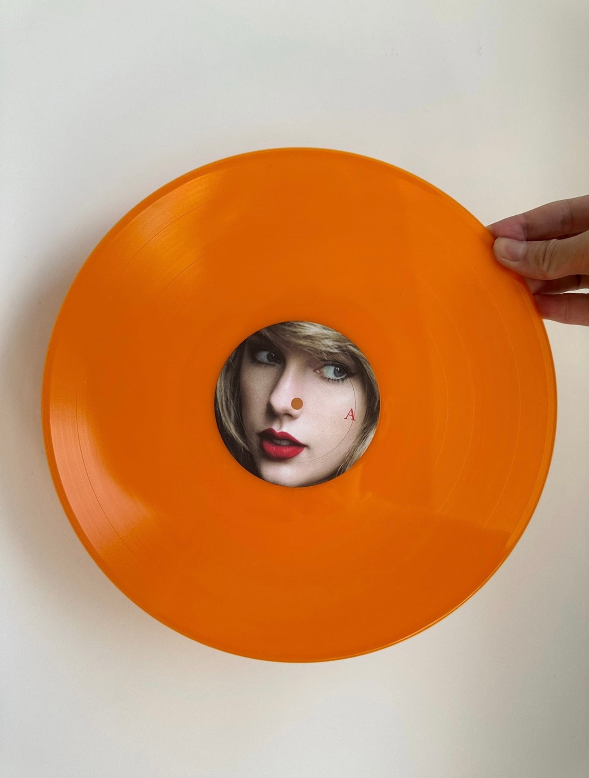 Taylor_Swift_Reputation_Bootleg_Orange_Vinyl_LP
