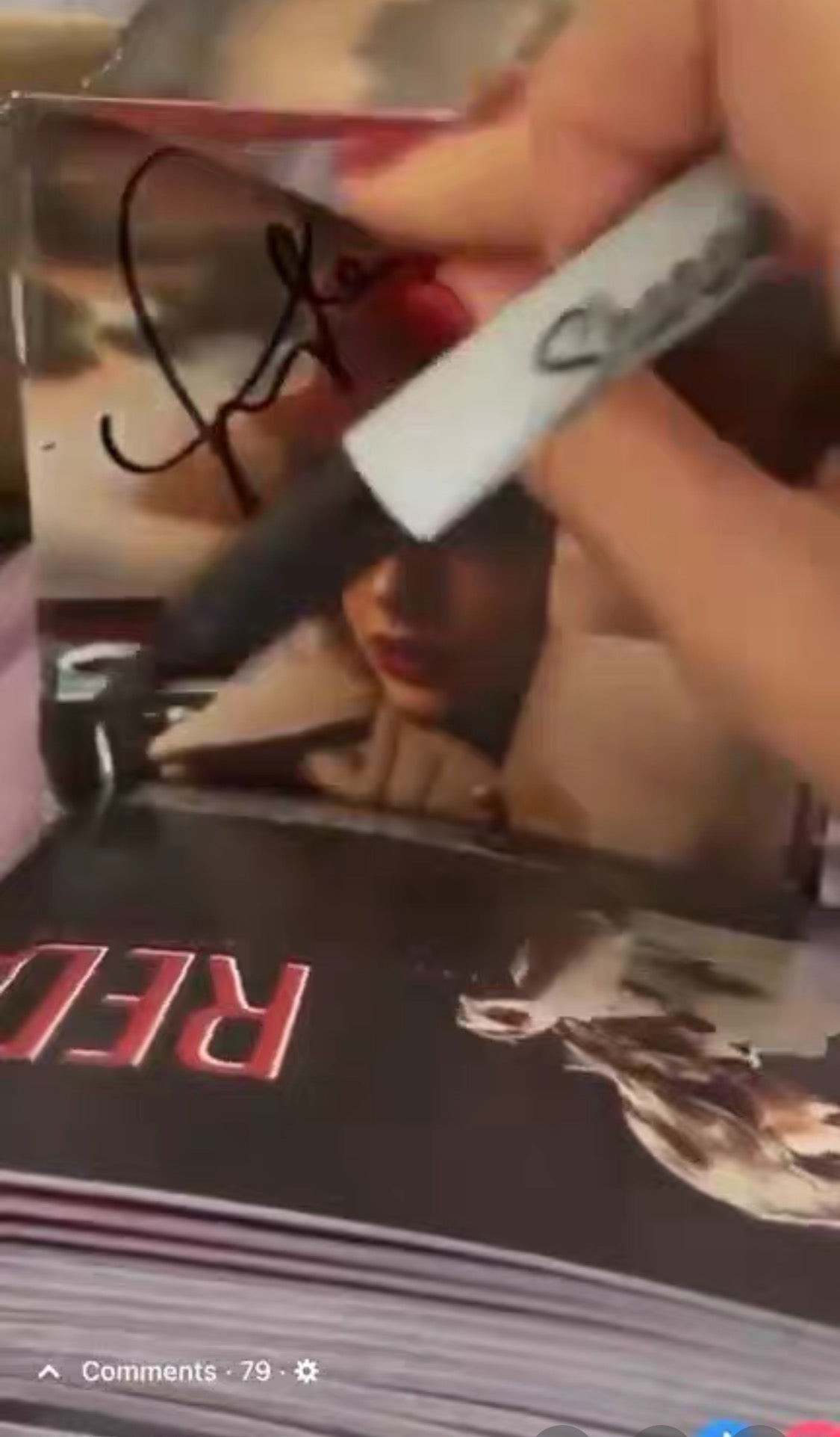 Taylor Swift Red Taylor's Version Signed CD Fingerprint Style Signature Sealed Authentic