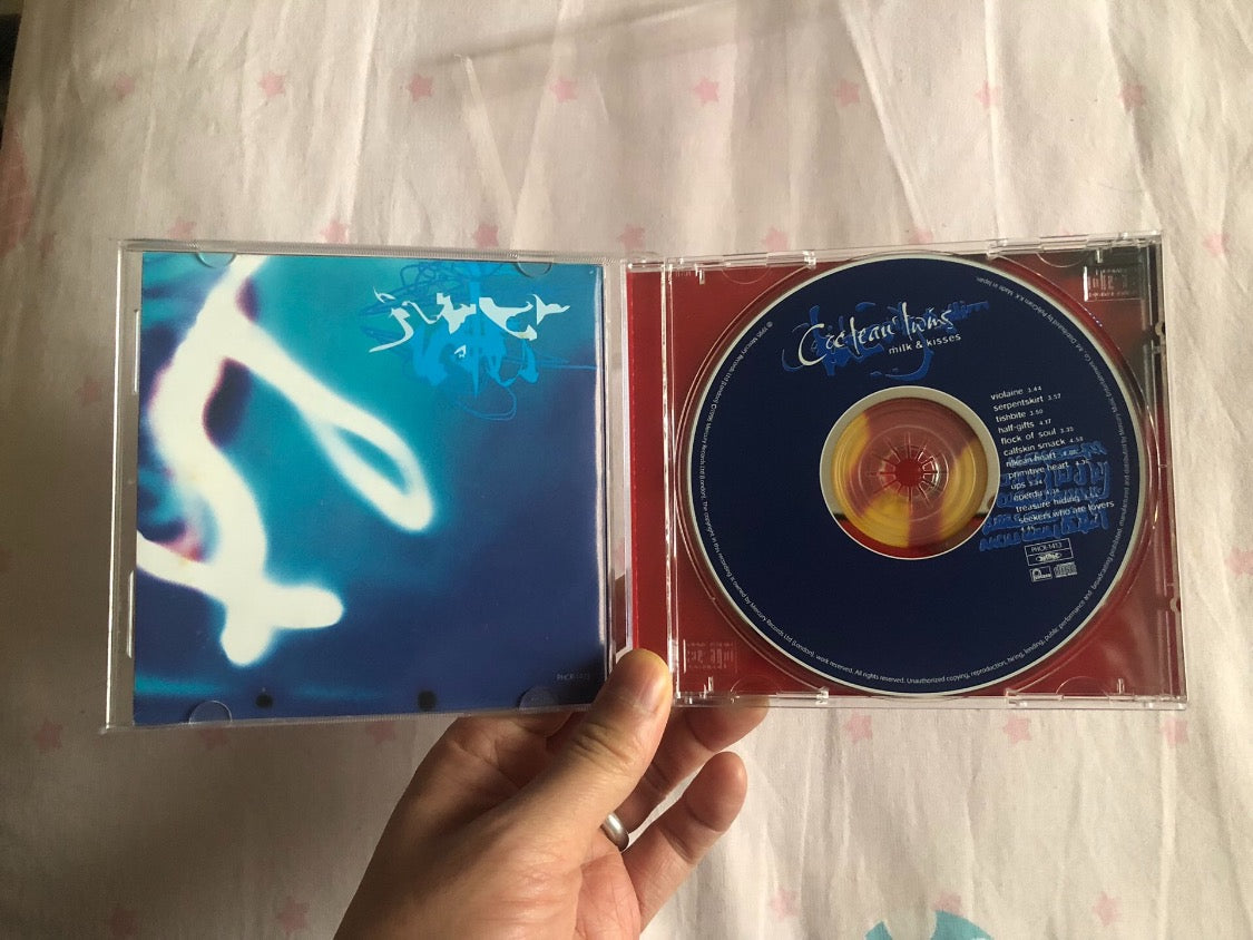 Cocteau Twins - Milk & Kisses
