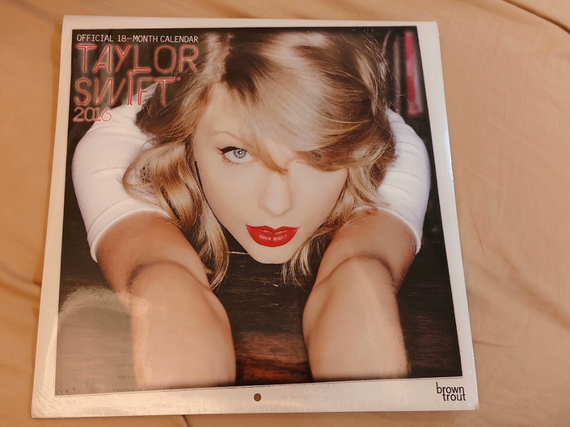 Taylor Swift – Official 2016 Large Wall Calendar (Sealed)