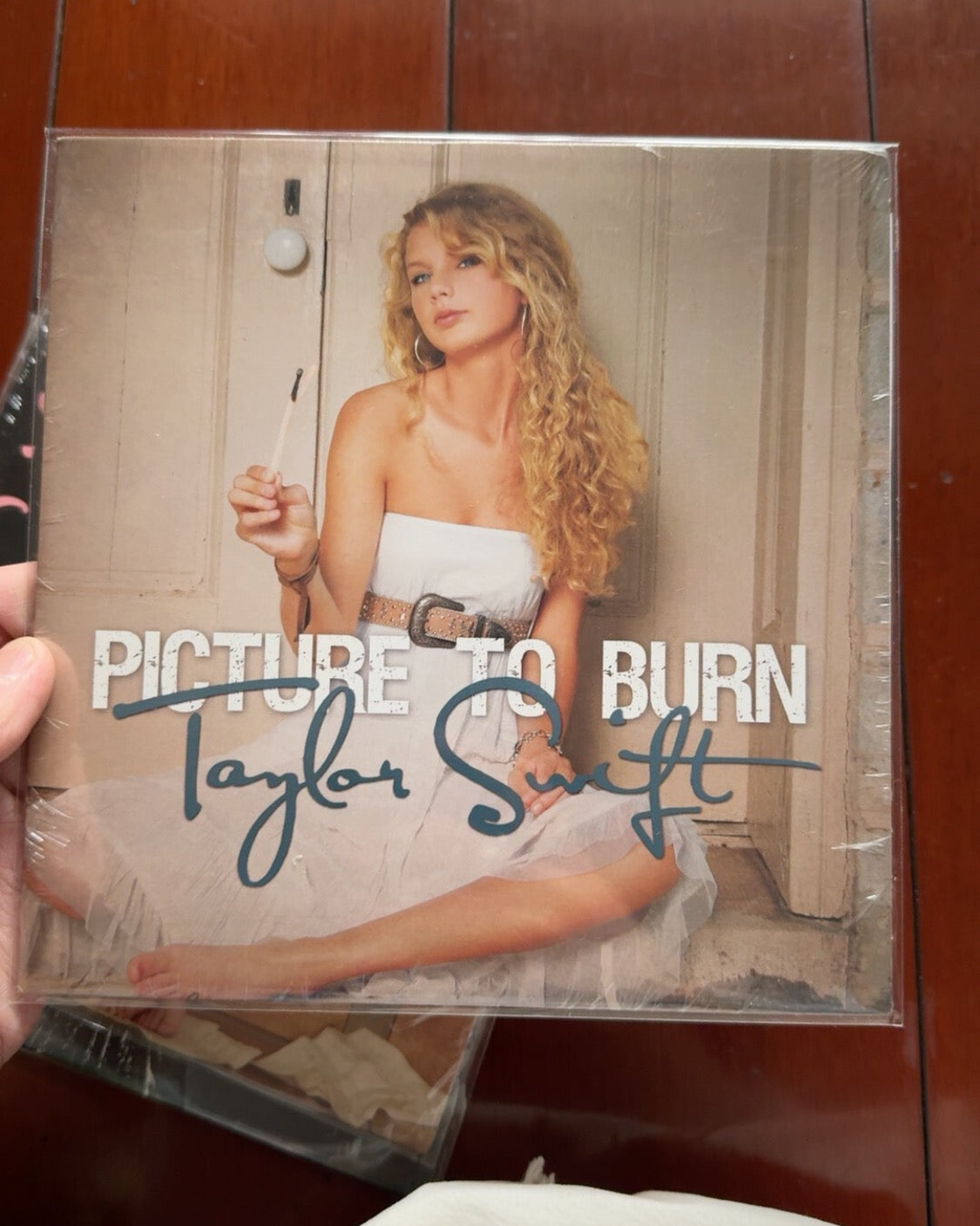 Taylor Swift 5 x 7” Vinyl Singles Bundle Sealed Limited Numbered Collection, Tim McGraw / Teardrops On My Guitar / Picture To Burn / Our Song / Should’ve Said No
