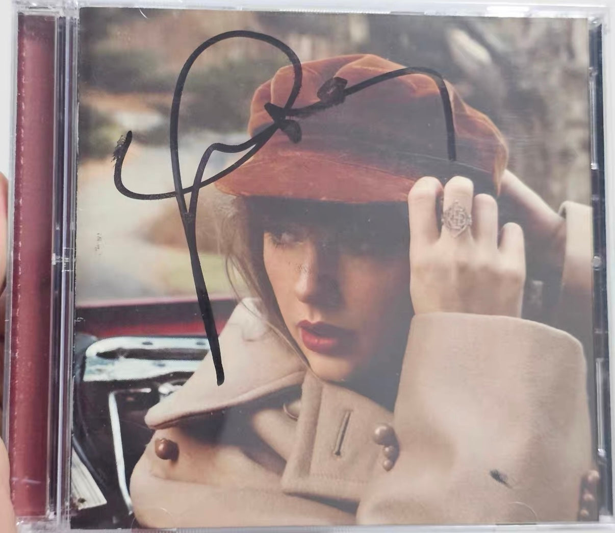 Taylor Swift - Red (Taylor's Version) CD Autographed Special Sign Opened Crease Read Desc
