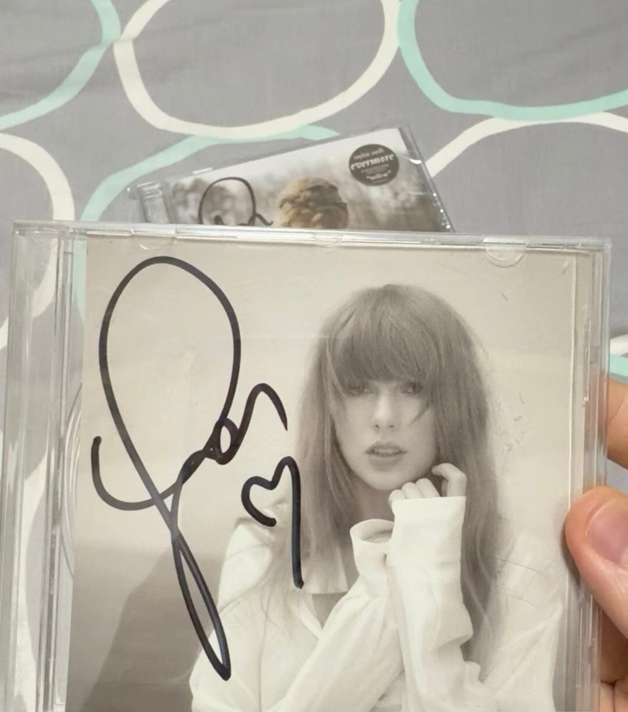 Taylor Swift TTPD The Tortured Poets Department Signed CD Heart Signature Open Box Crease Read Desc