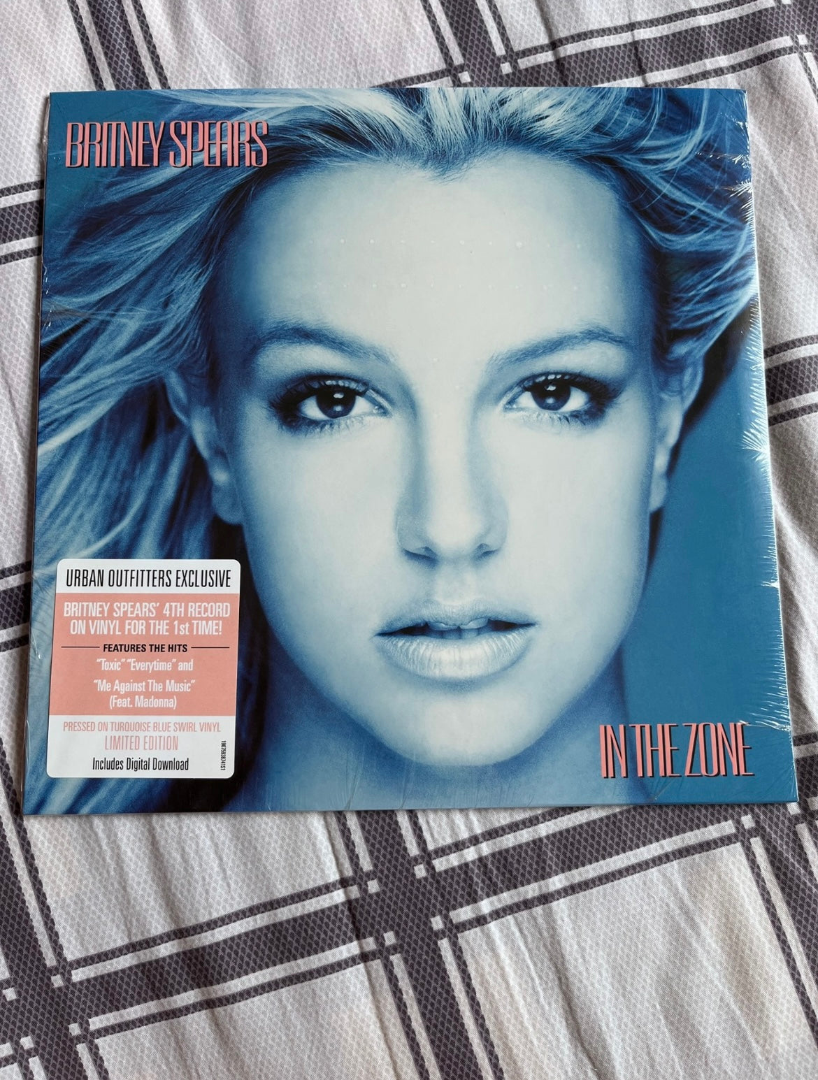 Britney Spears – In the Zone (Urban Outfitters Exclusive, Limited Edition Blue Vinyl)