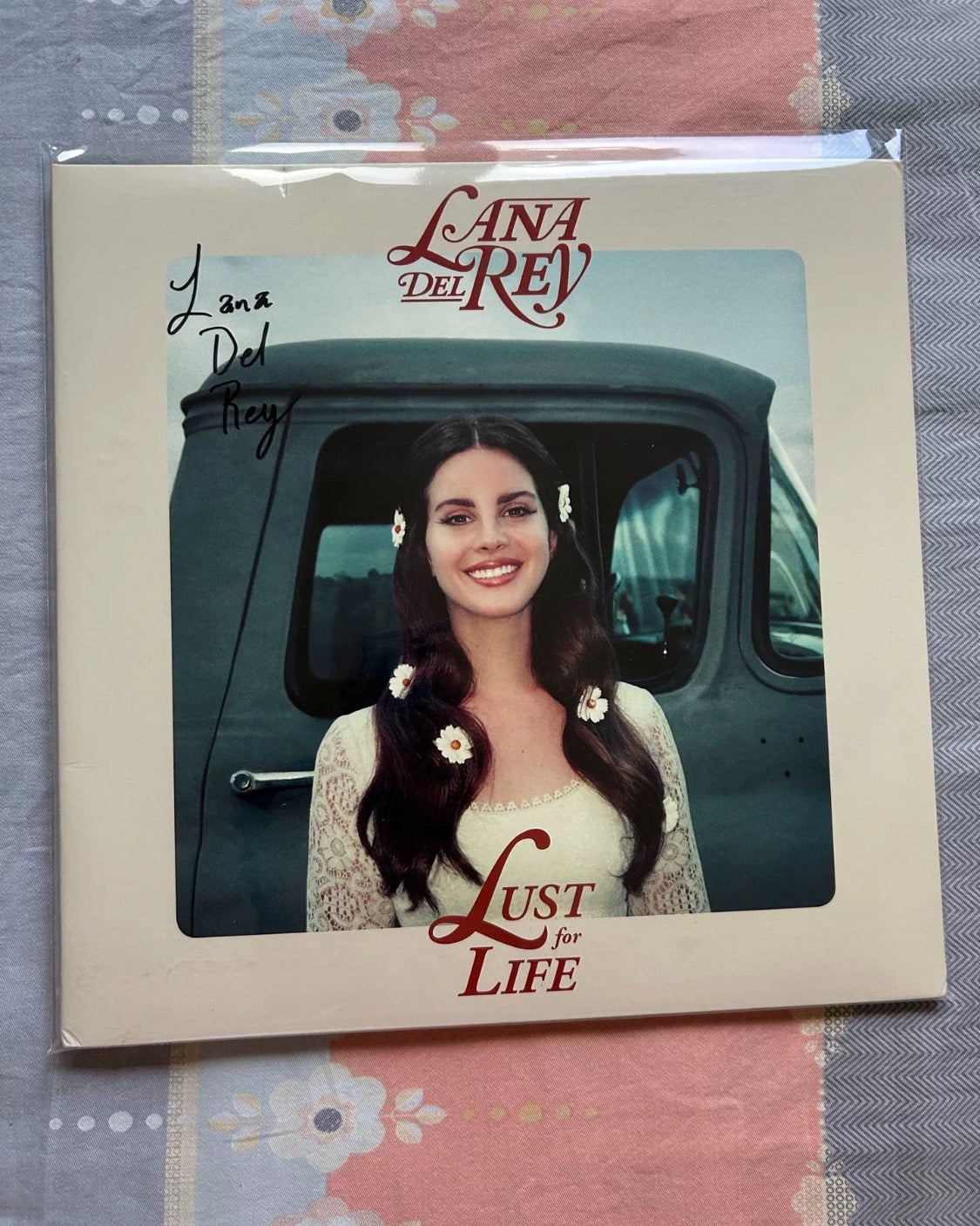 Lana Del Rey *Lust for Life* official signed vinyl edition, hand-signed cover, condition as shown.