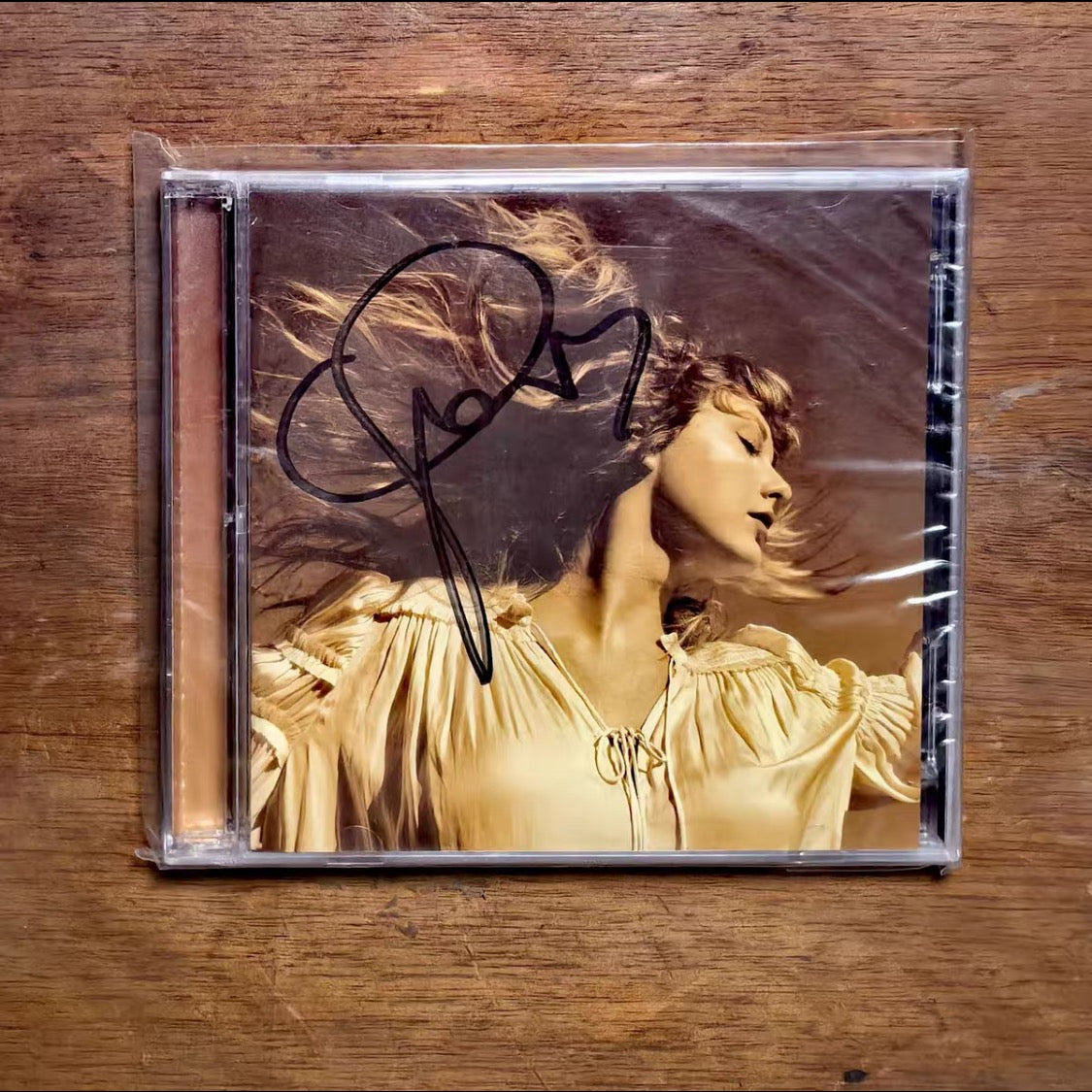 Taylor Swift Fearless Taylor's Version Autographed Heart Signature Sealed