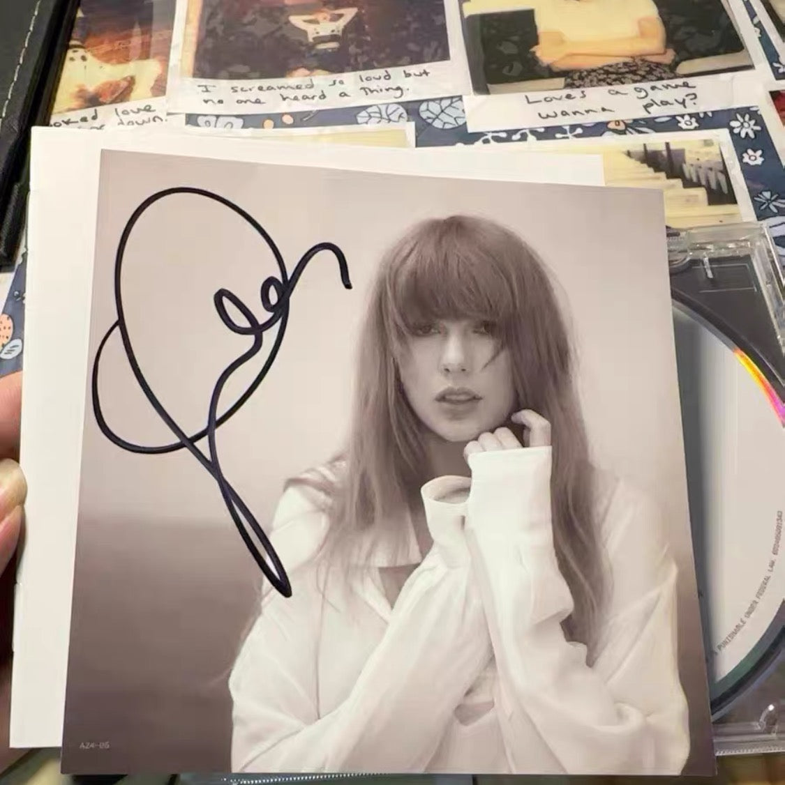 Taylor Swift Signed TTPD Special Signature - Haven’t Seen Many with This Signing Style, A Bit Like the Evermore Era Signing