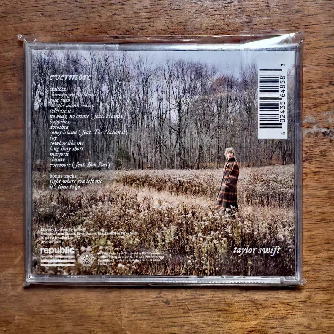 Taylor Swift Evermore Signed CD Autographed Rare Half Heart Signature Like New